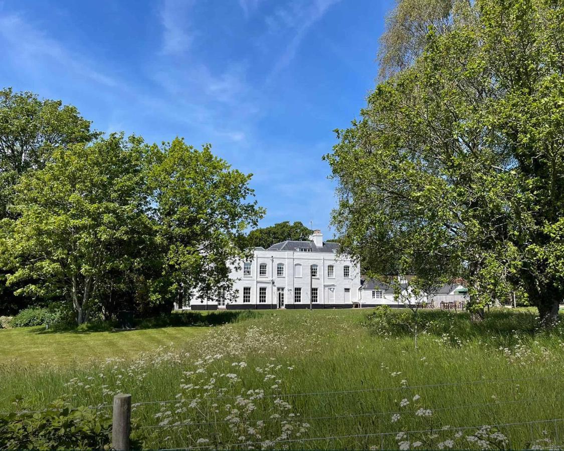 The Retreat New Forest, Hinton Christchurch  Ngoại thất bức ảnh