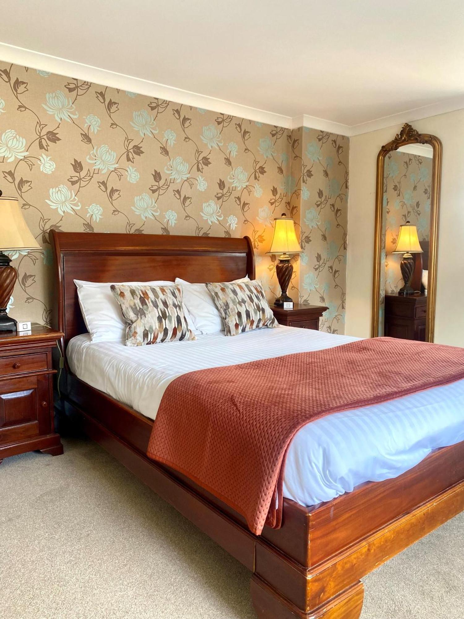 The Retreat New Forest, Hinton Christchurch  Ngoại thất bức ảnh