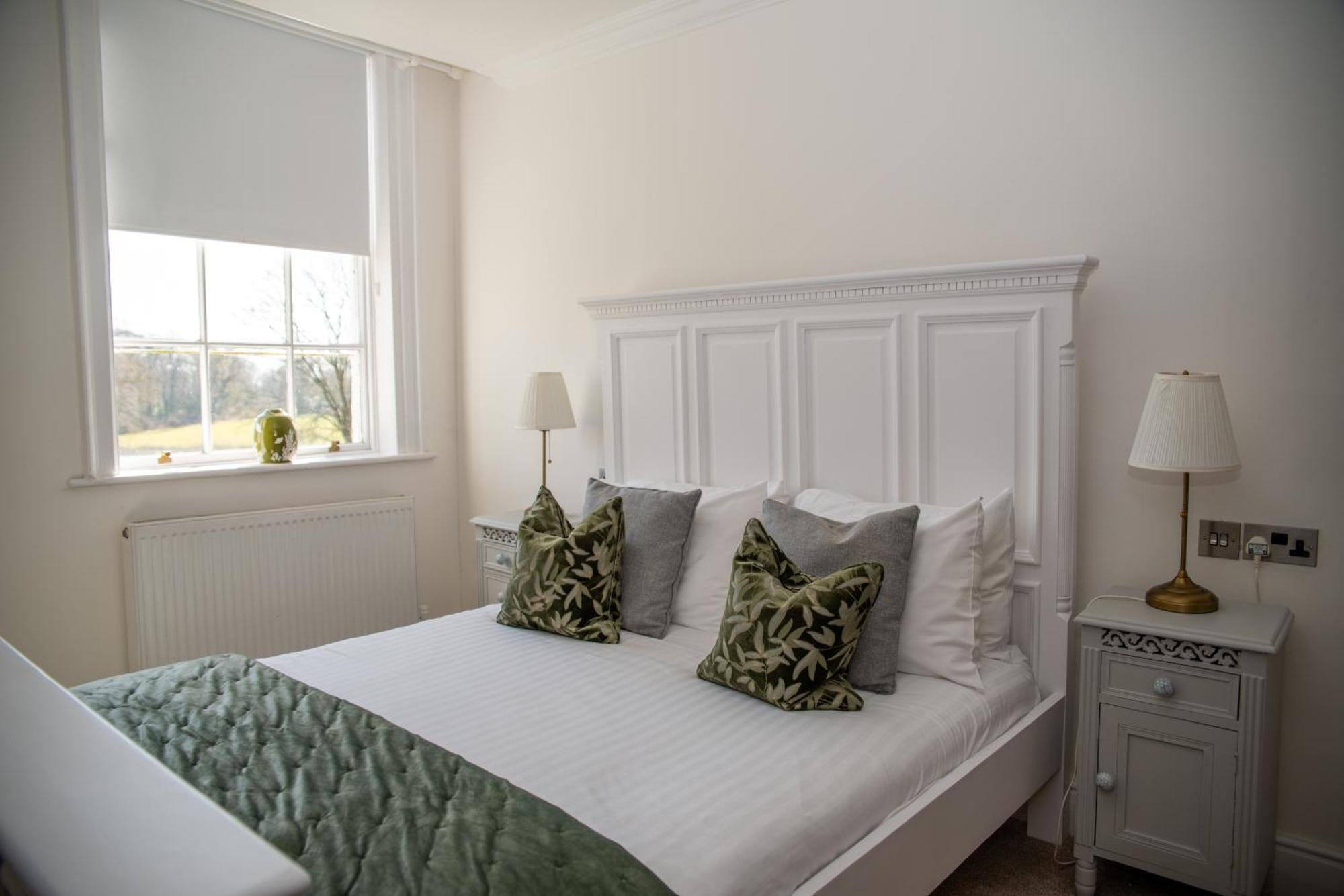 The Retreat New Forest, Hinton Christchurch  Ngoại thất bức ảnh