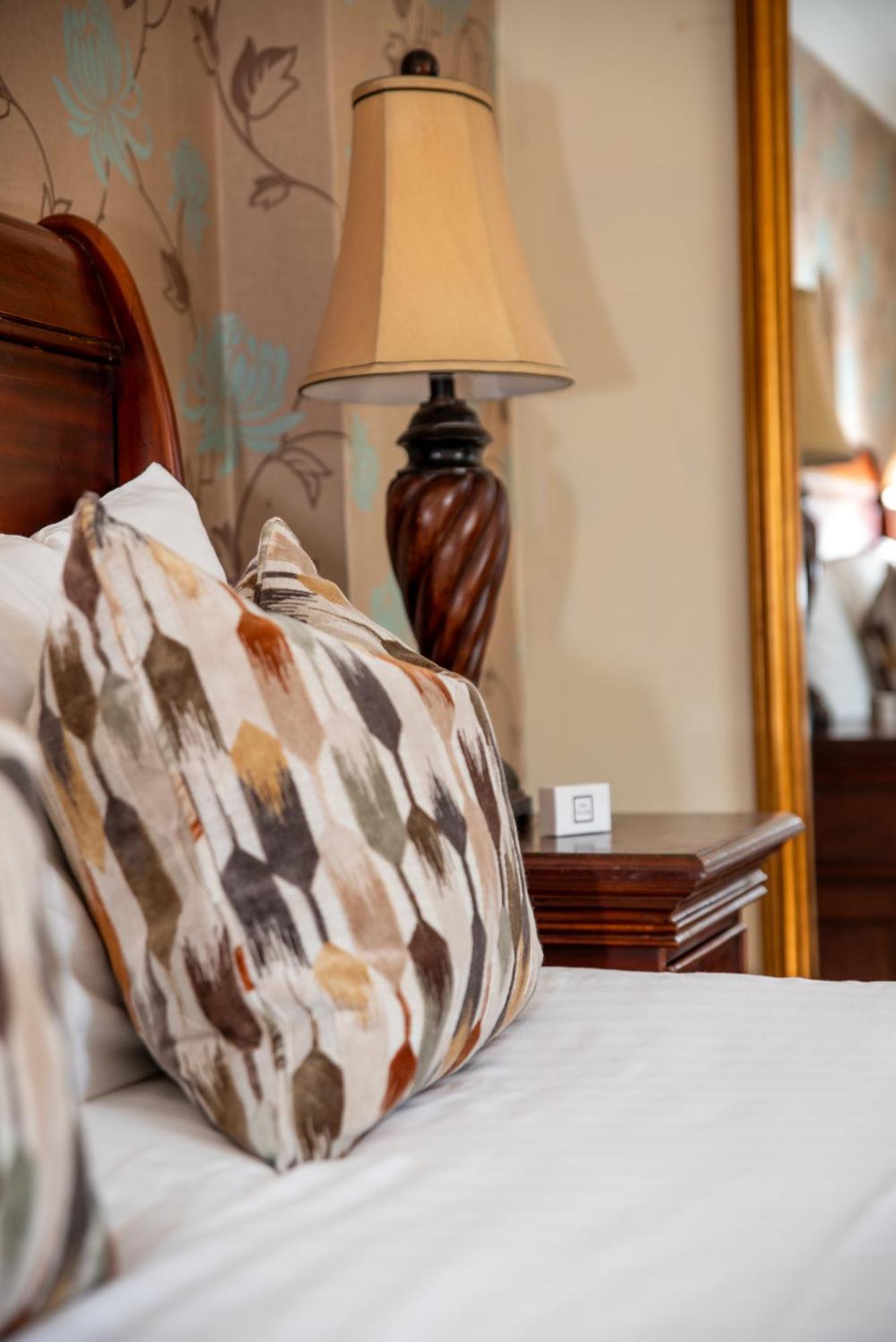 The Retreat New Forest, Hinton Christchurch  Ngoại thất bức ảnh