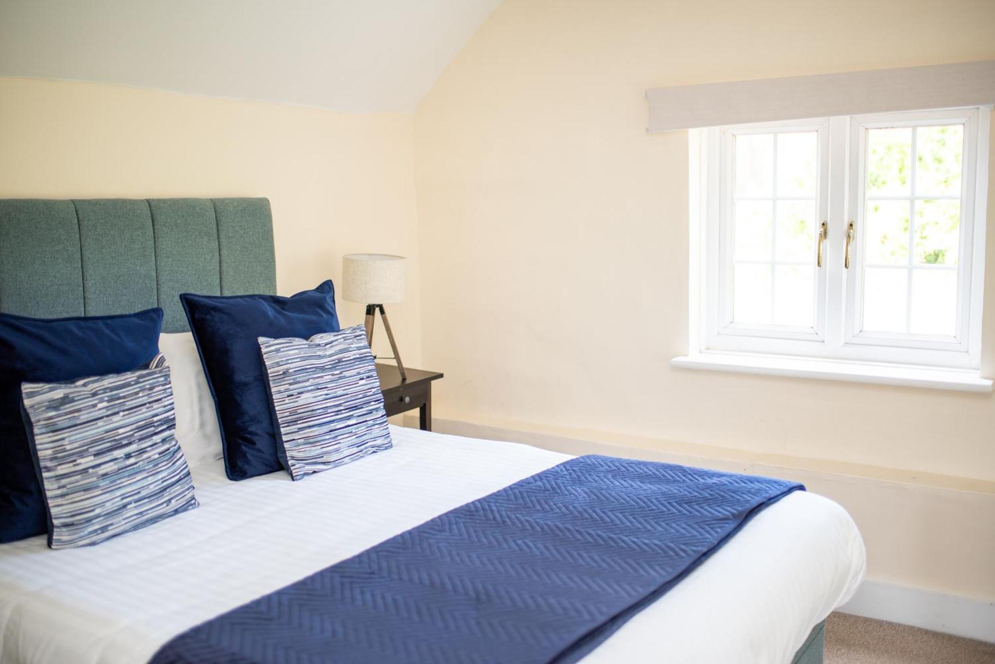 The Retreat New Forest, Hinton Christchurch  Ngoại thất bức ảnh