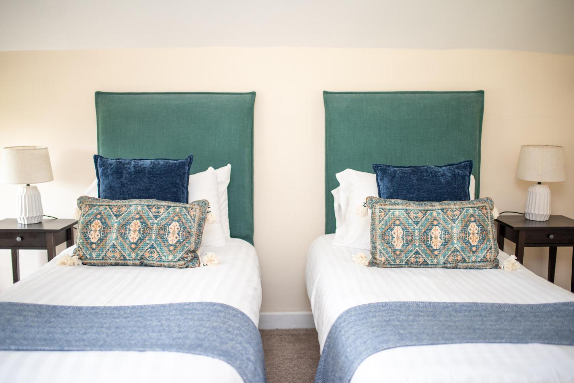 The Retreat New Forest, Hinton Christchurch  Ngoại thất bức ảnh